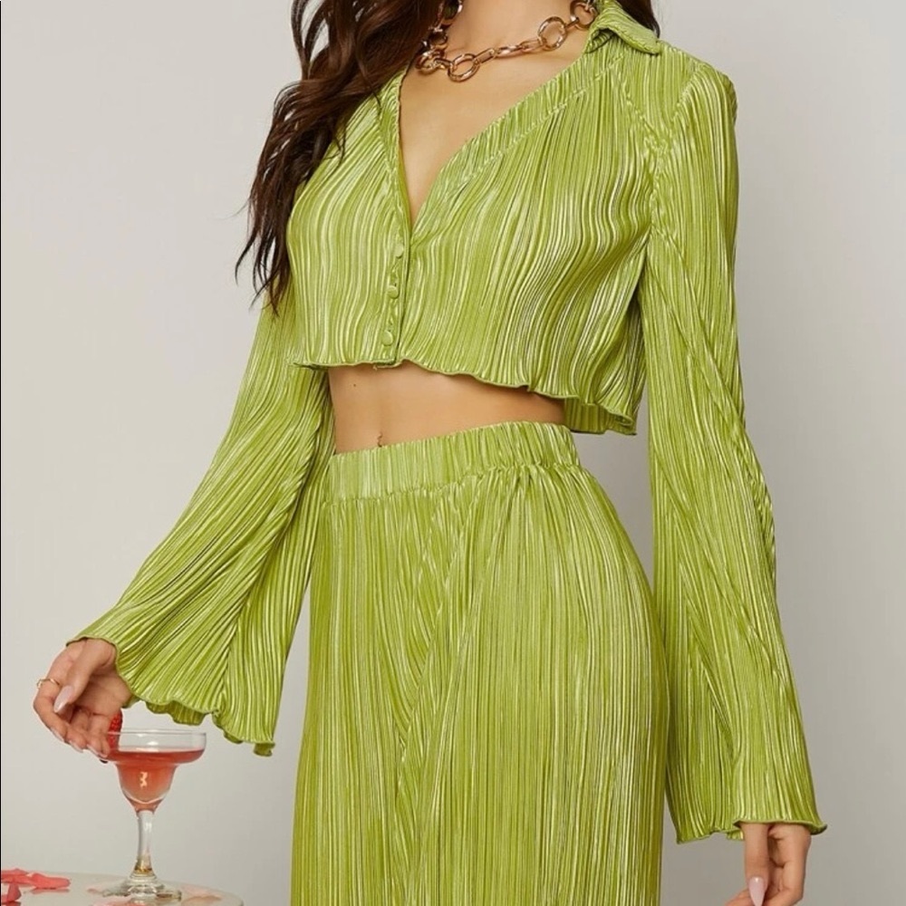 Green Wide Leg Pant Set.